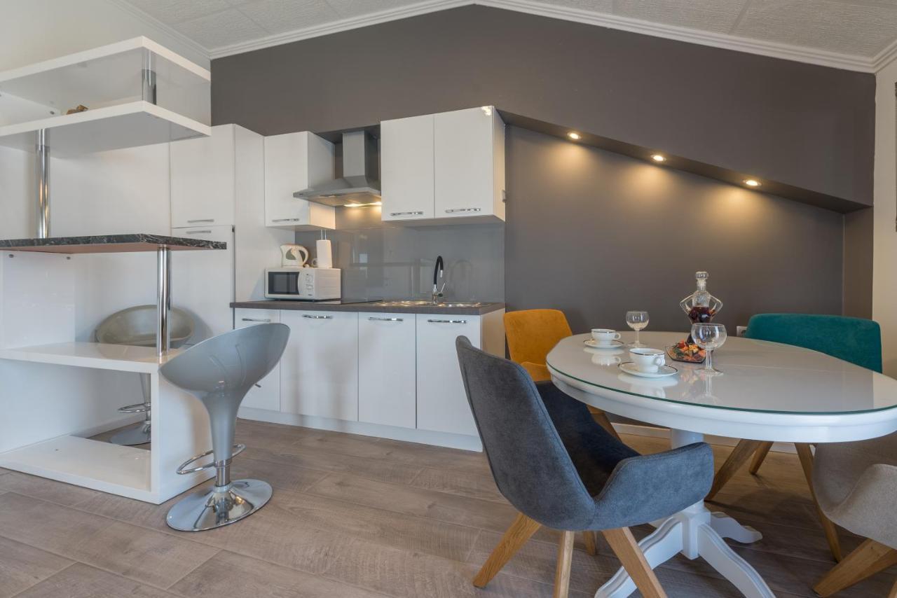 Nena Apartmani ヴィル エクステリア 写真